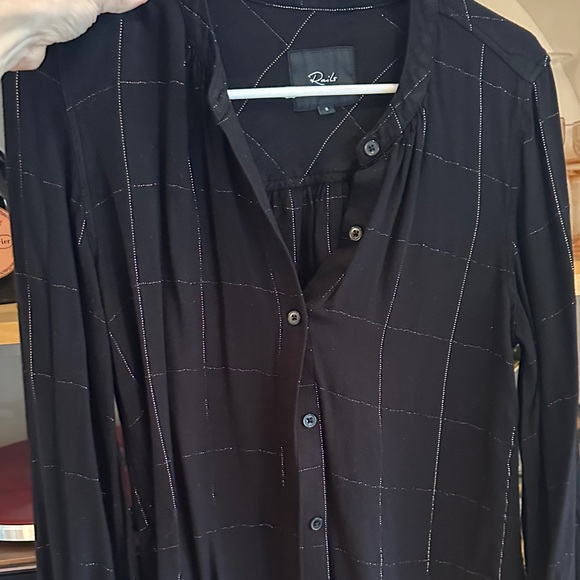 Rails Button Down - Picture 4 of 4